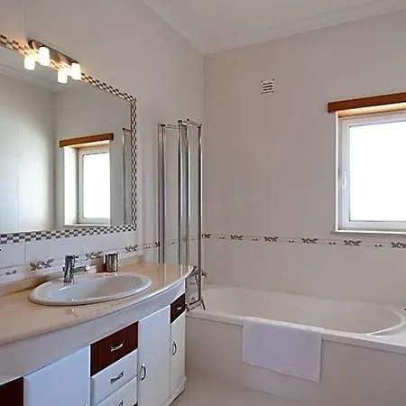 Sleeps 8 Pool Wifi 빌라 라고스